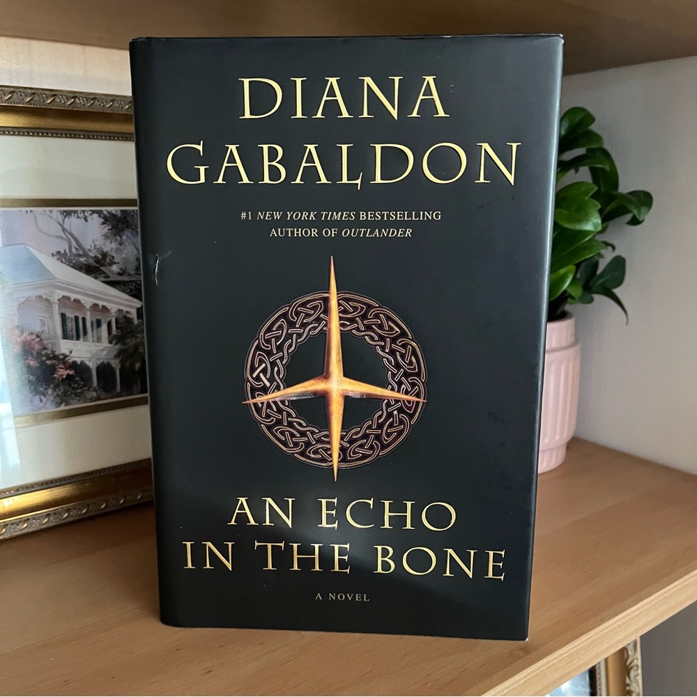 Diana Gabldon an echo in the bone and novel outlander show